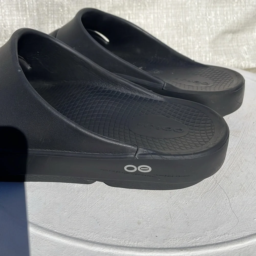 Oofos Men’s Ooahh Slide Sandal - Black Unisex Slide Women’s Sz 10/ Men’s 8